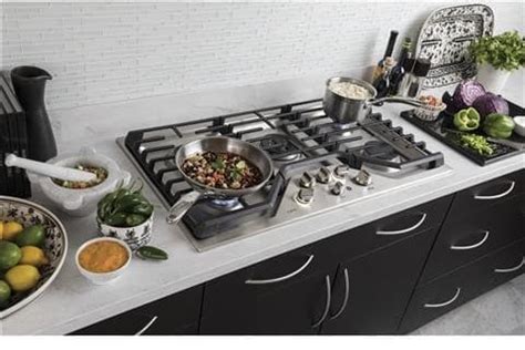 Maybe you would like to learn more about one of these? Cafe CGP9536SLSS 36 Inch Gas Cooktop with Tri-Ring Burner ...