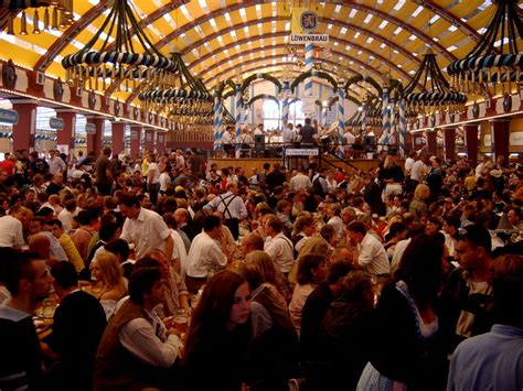 oktoberfest 2016 interesting facts you need to know about the folk festival