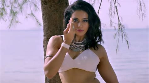 Rakul Preet Singh Hot In Dhruva Pareshanura Song Stills Tollywood
