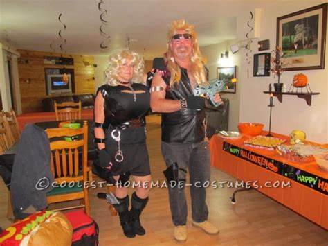 Supersized Beth And Dog The Bounty Hunter Couple Halloween Costume