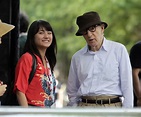 fertilizante Desviarse yo woody allen se casa con su hija Puñalada ...