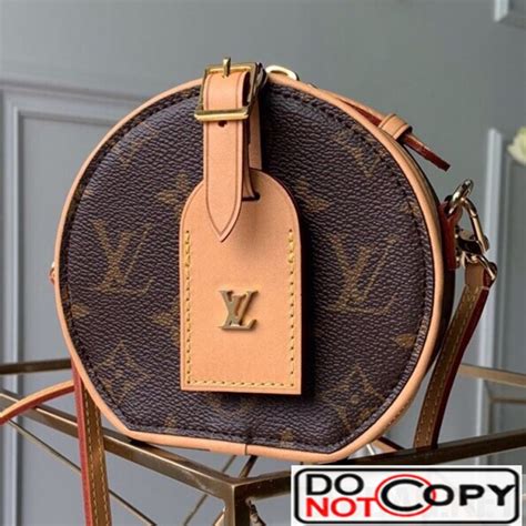The louis vuitton bags price below covers nearly all of the 2021 collection. Louis Vuitton Monogram Mini Boite Chapeau Round Case Top Handle Bag M44699 M44699 - $203.00 ...