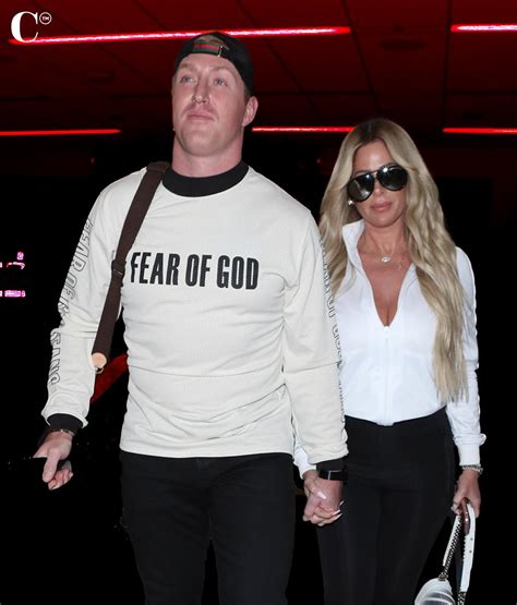 Dont Be Tardys Kim Zolciak Shares ‘huge News Regarding Husband Kroy Biermann Celebmagazine