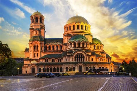 Platz unter allen ländern bei der anzahl der touristenbesuche in bulgarien. Bulgarien - im Land von Rosen und Rakija