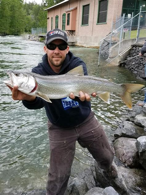 Stretching an impressive ten miles this lake is surrounded by natural beauty. Lake trout Fishing in Montana is Heating up! : Fishing