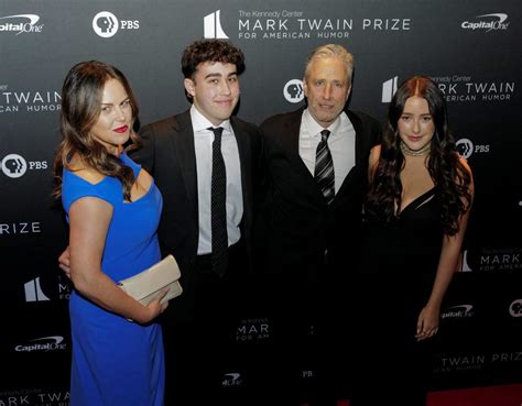 Comedian Jon Stewart Wins Mark Twain Prize For American Humor