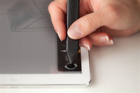 Paper And Pencil Stylus For Ipad By Fiftythree Creatives Magnet