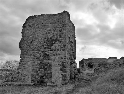 Ardrossan Castle © Raibeart Macaoidh Geograph Britain And Ireland