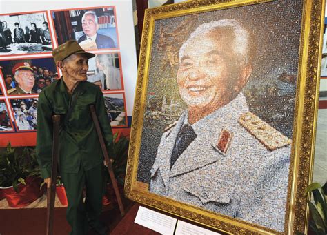 Legendary Vietnam Gen Vo Nguyen Giap Dies At 102 893 Kpcc