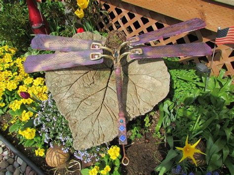 Upcycle Ceiling Fan Blades Into Giant Dragonflies The