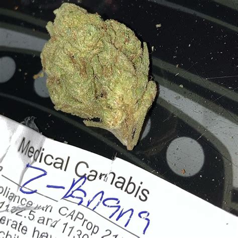 Zookies is a hyrbid marijuana strain made by crosssing animals cookies and original glue. Strain Review: Z-Banana by Bobby Mac's Personals - The ...