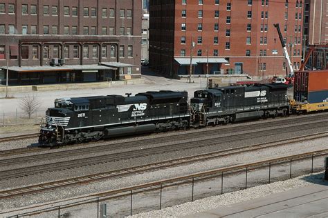 Ns Sd70m 2 2671 Kansas City Mo — Trainspo