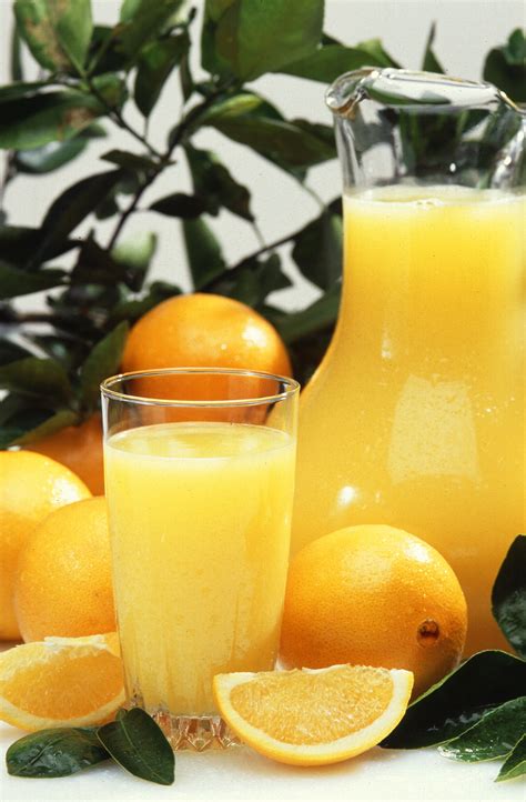 juice orange yellow oranges fresh juicer drink oj fruit whole foods juicing healthy cold brunch citrus cocktail squeeze food tasty