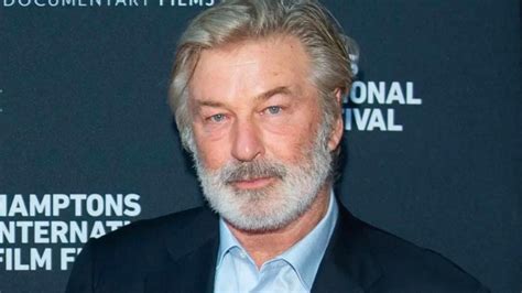 it s complicated fame alec baldwin faces criticism for supporting anne heche after her car crash