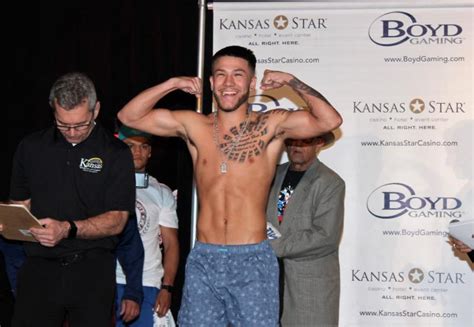 Official Weights And Pictures Pro Debut Of 2016 Olympic Bronze Medalist Nico Hernandez From Kansas