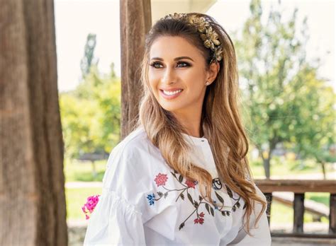 Ce semnificaţie au pentru ele!, românia mondenă: Nou sezon pentru Gospodar fără pereche! Anamaria Prodan ...