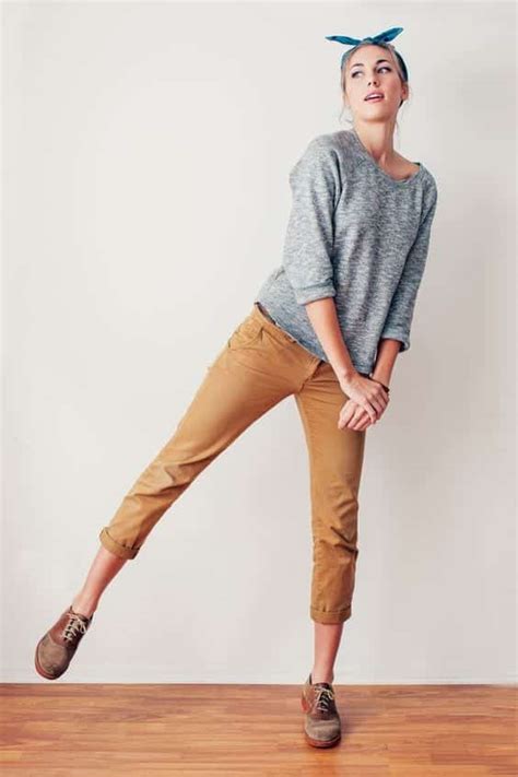 Women Khaki Pant Outfits Ways Girls Can Wear Khaki Pants