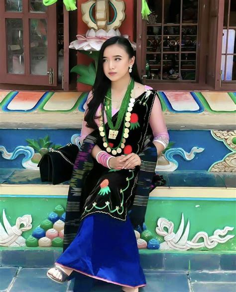 National Clothes Fashion Traditional Dresses