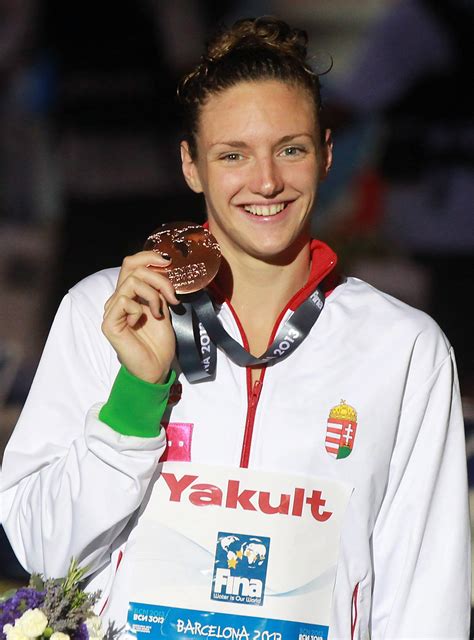 The sport takes place in pools or open water (e.g., in a sea or lake). KATiNKA HOSSZU | Athletic, Deportes, Famosos