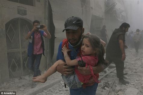 Brutal Scenes Show Horrendous Aftermath Of Aleppo Airstrikes Akademi Portal