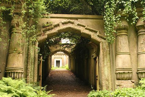 Top 10 Most Beautiful Cemeteries In The World ~ Teach Me Genealogy