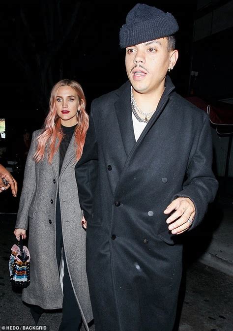 Ashlee Simpson Looks Chic As She Joins Stylish Husband Evan Ross For Romantic