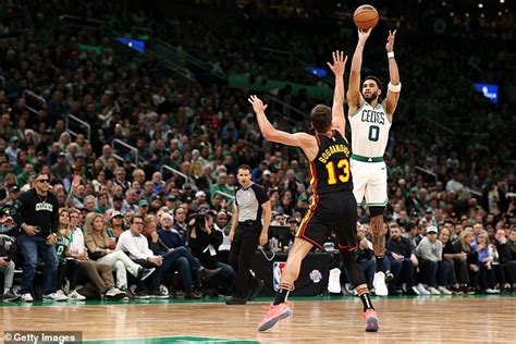 Celtics Lead Hawks 2 0 As Jayson Tatum Stars With 29 Point Display In