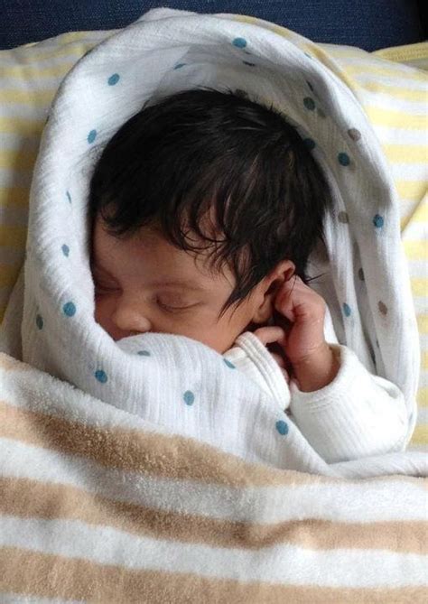 First Photos Of Blue Ivy Carter Emerge On Tumblr PICS Blue Ivy Carter Blue Ivy Jay Z Baby