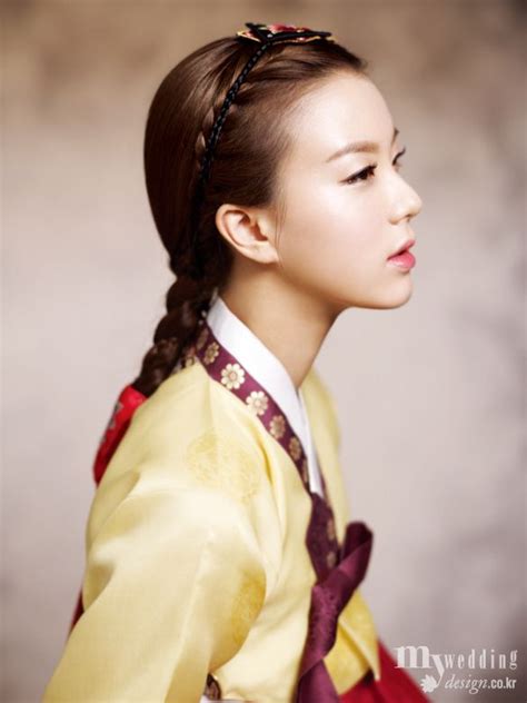 Hanbok Traditional Hairstyle Korean Hairstyles Women Korean Hair Color