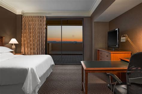 Sheraton Crescent Hotel Phoenix Room Prices And Reviews Travelocity