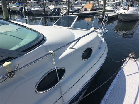Regal 258 commodore de segunda mano con motor mercruiser 5.7 efi0 y 7.9 m de eslora y 2,7 m de manga. Regal Commodore 258 1997 for sale for $8,000 - Boats-from ...