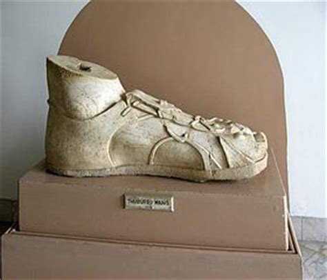 Appel à communication Shoes Slippers and Sandals Feet and Footwear in Antiquity