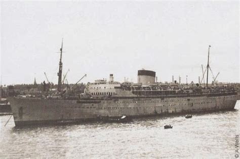 Father Mnw Edwards Postcards Stirling Castle As An Immigrant Ship