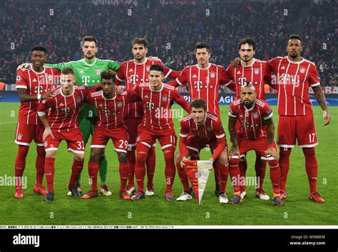 Munich, Germany. 20th Feb, 2018. Bayern team group line-up Football