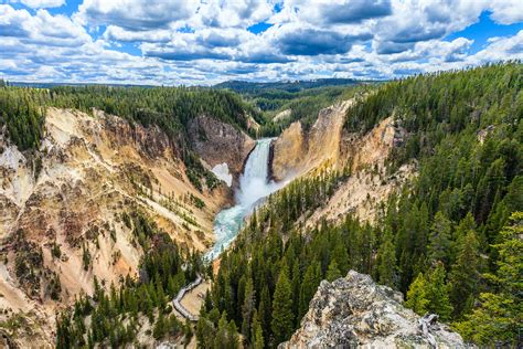 Whether you want to see the park's unique wildlife or. 6 Tips for Visiting Yellowstone National Park in 2020 ...
