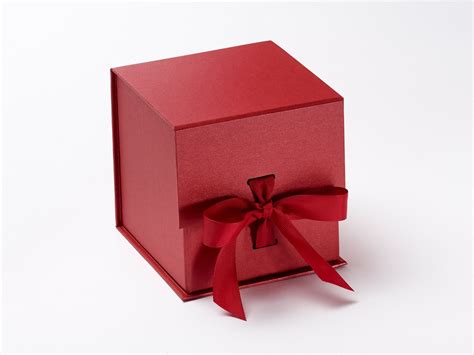Get contact details & address of companies engaged in wholesale trade, manufacturing and supplying gift box, colorful gift boxes, fancy gift boxes across india. Red Large 5" Cube Gift Boxes with Changeable Ribbon ...