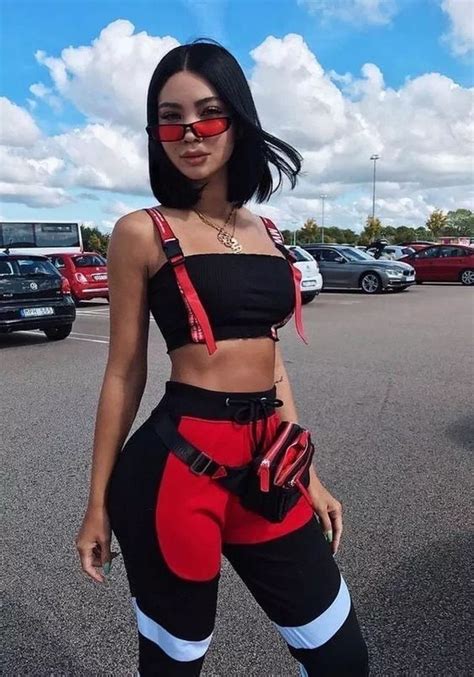 67 Baddie Outfits That Make You Look Cool Baddieoutfits Baddieoutfitideas Baddieoutfitstrend