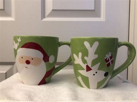 Red&green plaid rim, santa in center. Cracker Barrel Mingle and Jingle Santa Claus and Reindeer Christmas Mugs Set/2 | eBay ...