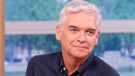 Phillip Schofield Announces Hes Leaving This Morning For This Reason