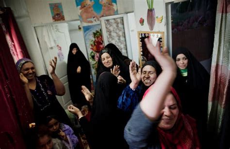 Iraqi Widows Numbers Have Grown But Aid Lags The New York Times