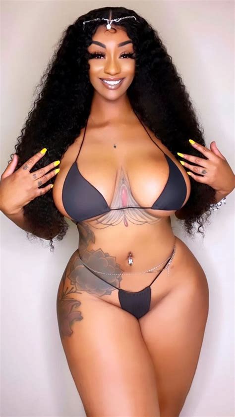Sophia Ifeoma In A Black Bikini Cufo510