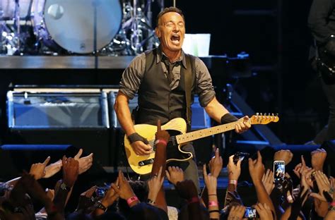 Amazons 1 Hd Live Concert Sale Has Bruce Springsteen Mumford And Sons