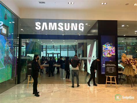 Samsung Malaysia And Senheng Launch Premium Experience Store In Kuala