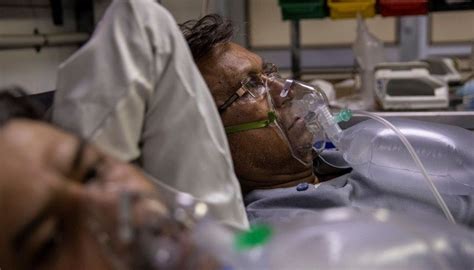 الهند مريض كورونا العجوز يضحي بحياته لإنقاذ شخص أصغر سناً
