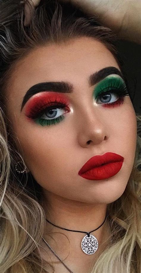 Bewildering Christmas Makeup Looks Its Very Funny And Amazing For