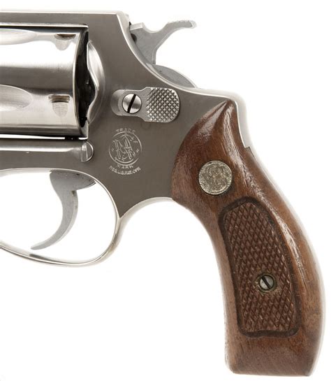 Deactivated Smith And Wesson Snub Nose