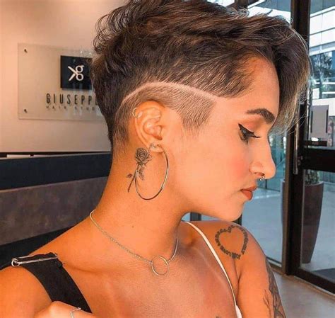 14 Very Short Haircuts For 2021 Trending Right Now