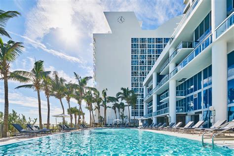 Carillon Miami Wellness Resort Miami Beach Luxury Hotel