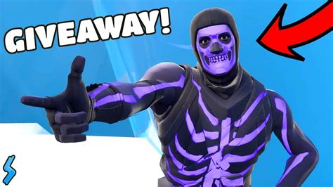 We've found that spirit halloween is arguably the best place to find the best fortnite costumes for a variety of ages. OG Purple Skull Trooper Account Giveaway! - YouTube