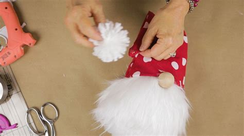 Easy Gnomes Diy Learn How To Make Sock Gnomes Christmas